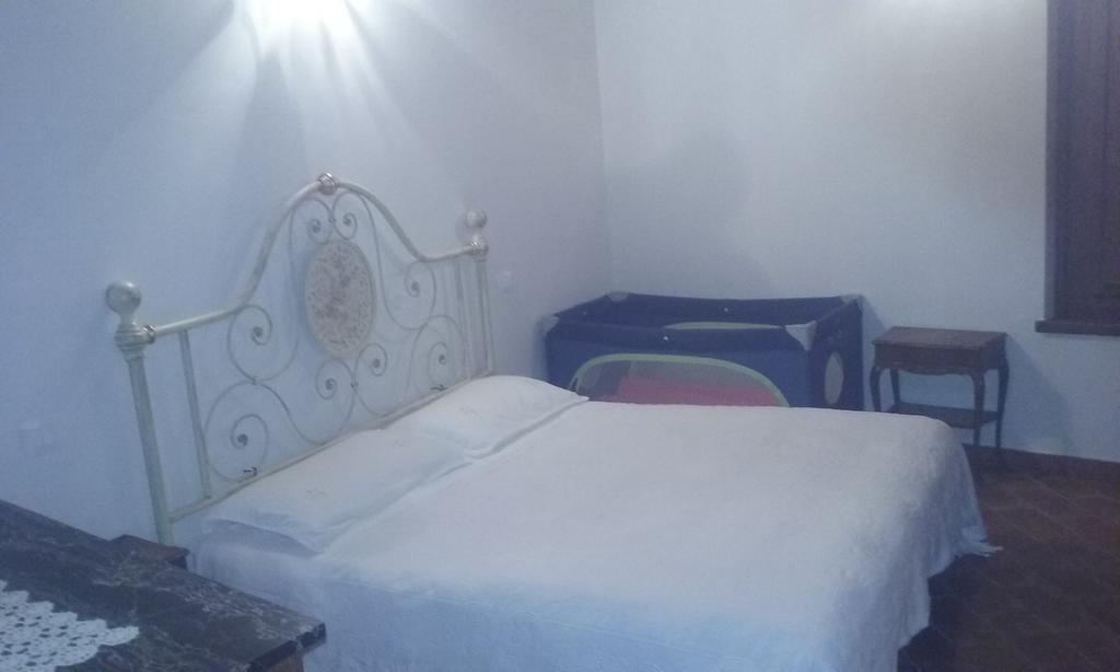 Agriturismo Il Poderetto Licciana Nardi Habitación foto